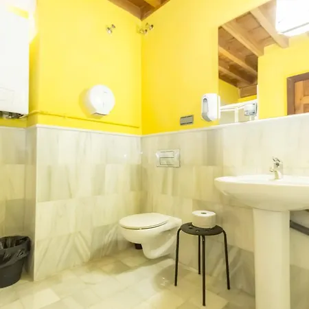Albergue White Nest