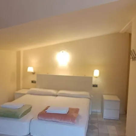 Albergue White Nest Granada