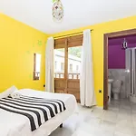 White Nest Ostello *