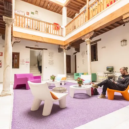Vandrarhem White Nest Granada