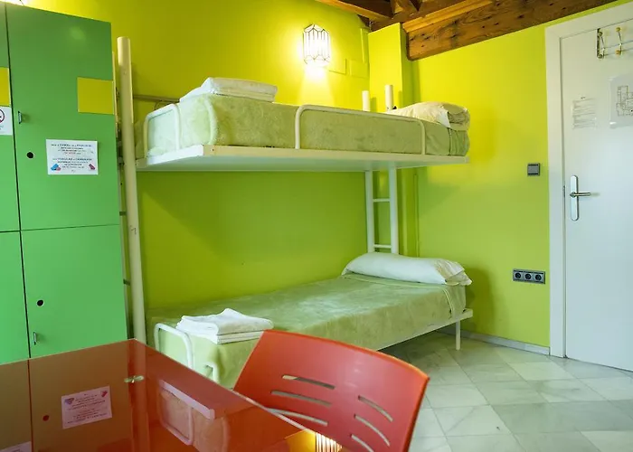 Hostel White Nest Granada